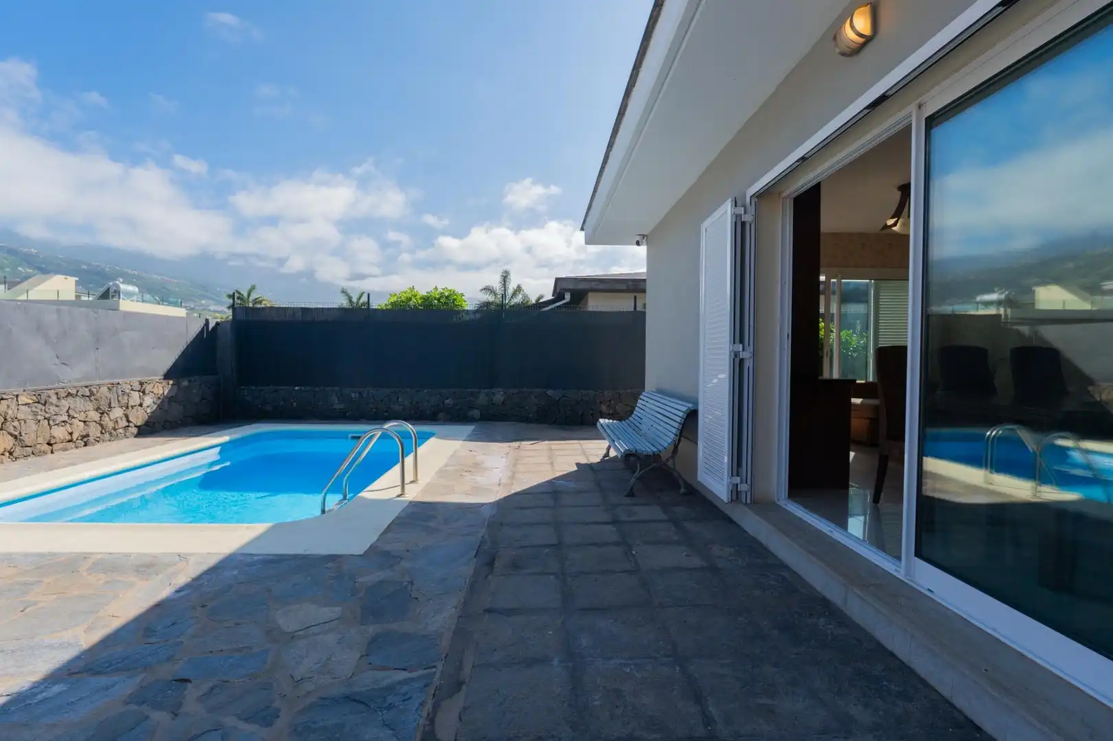 Vista exterior de Casa o xalet de lloguer en La Orotava amb Jardí privat, Parquet i Terrassa