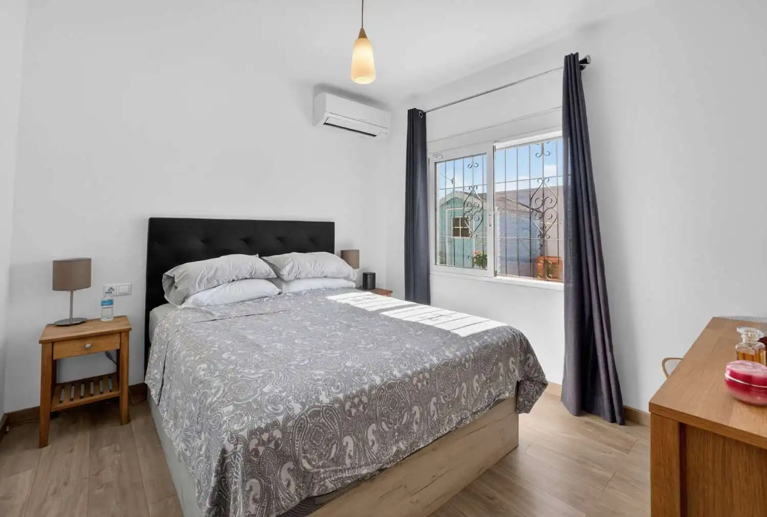 Habitación de Casa o chalet en venta en Torrevieja con Aire acondicionado, Calefacción y Terraza