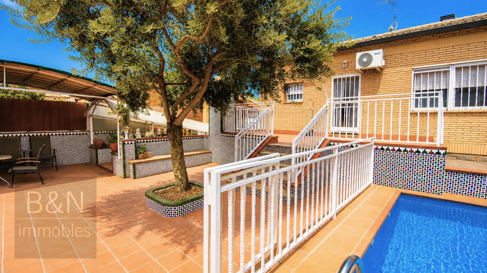 Terrasse von Haus oder Chalet zum Verkauf in Terrassa mit Heizung und Schwimmbad