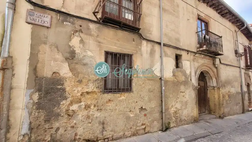 Vista exterior de Piso en venta en Segovia con Calefacción
