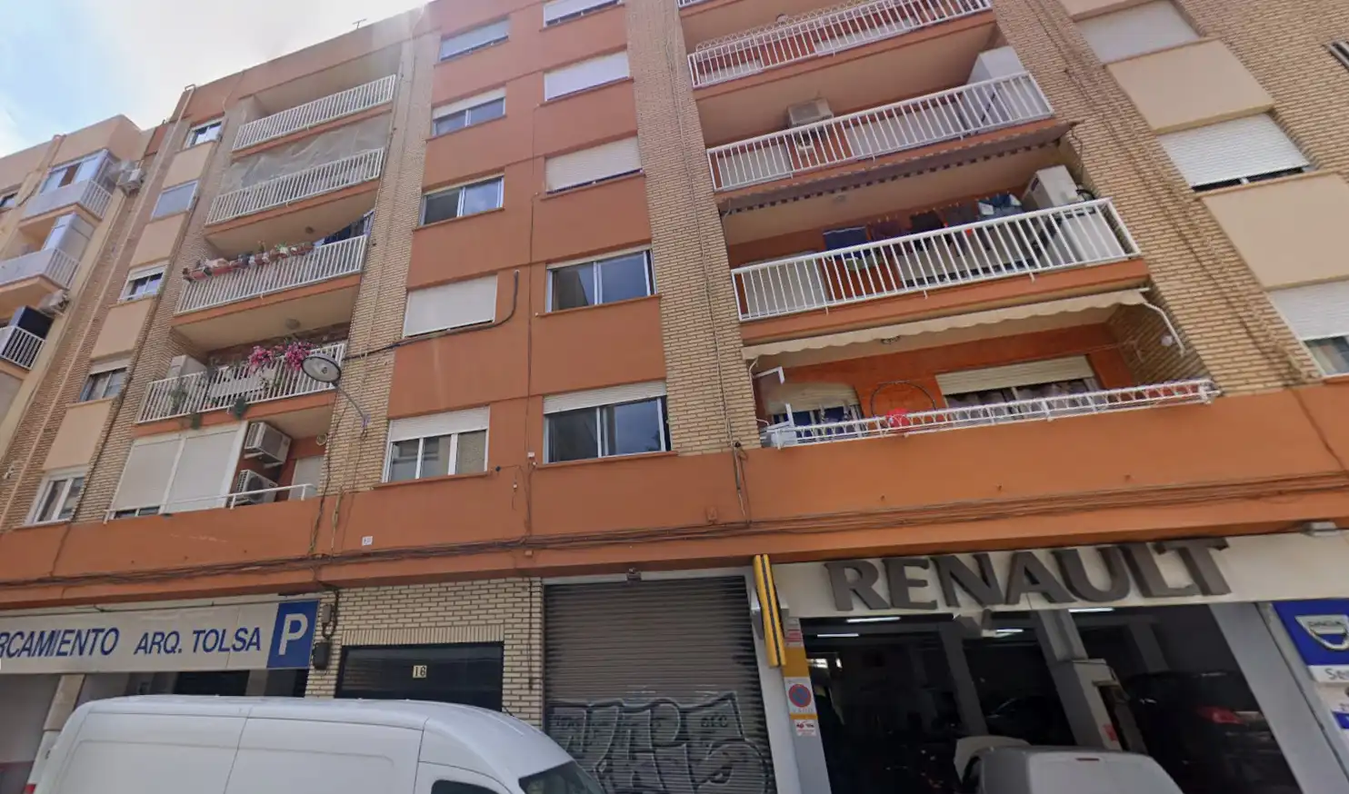 Piso con terraza en venta en ARQUITECTO TOLSA, 16 16