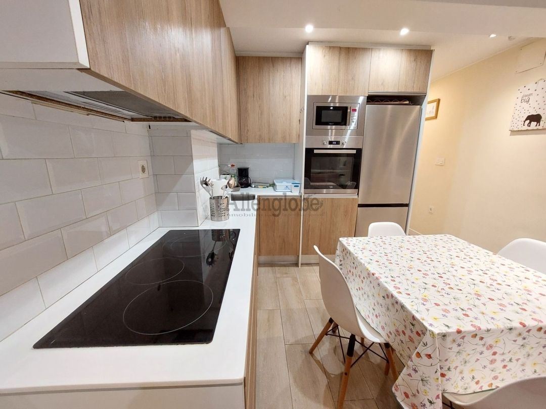 Kitchen of Flat to rent in Oviedo   with Heating