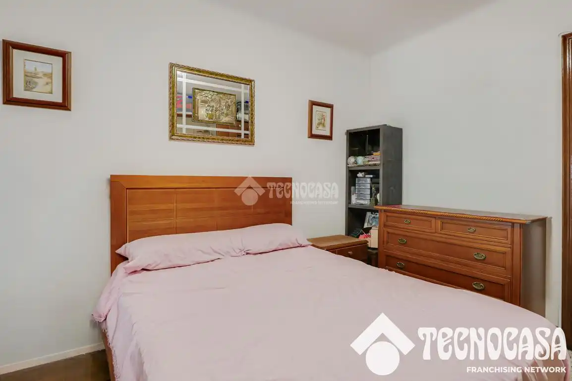 Bedroom of Flat for sale in Mataró
