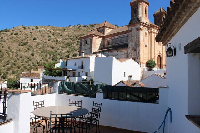 Casa-chalet en Venta en Calle del Posito  en Alpandeire