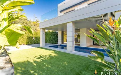 Jardí de Casa o xalet en venda en Cambrils amb Aire condicionat i Piscina