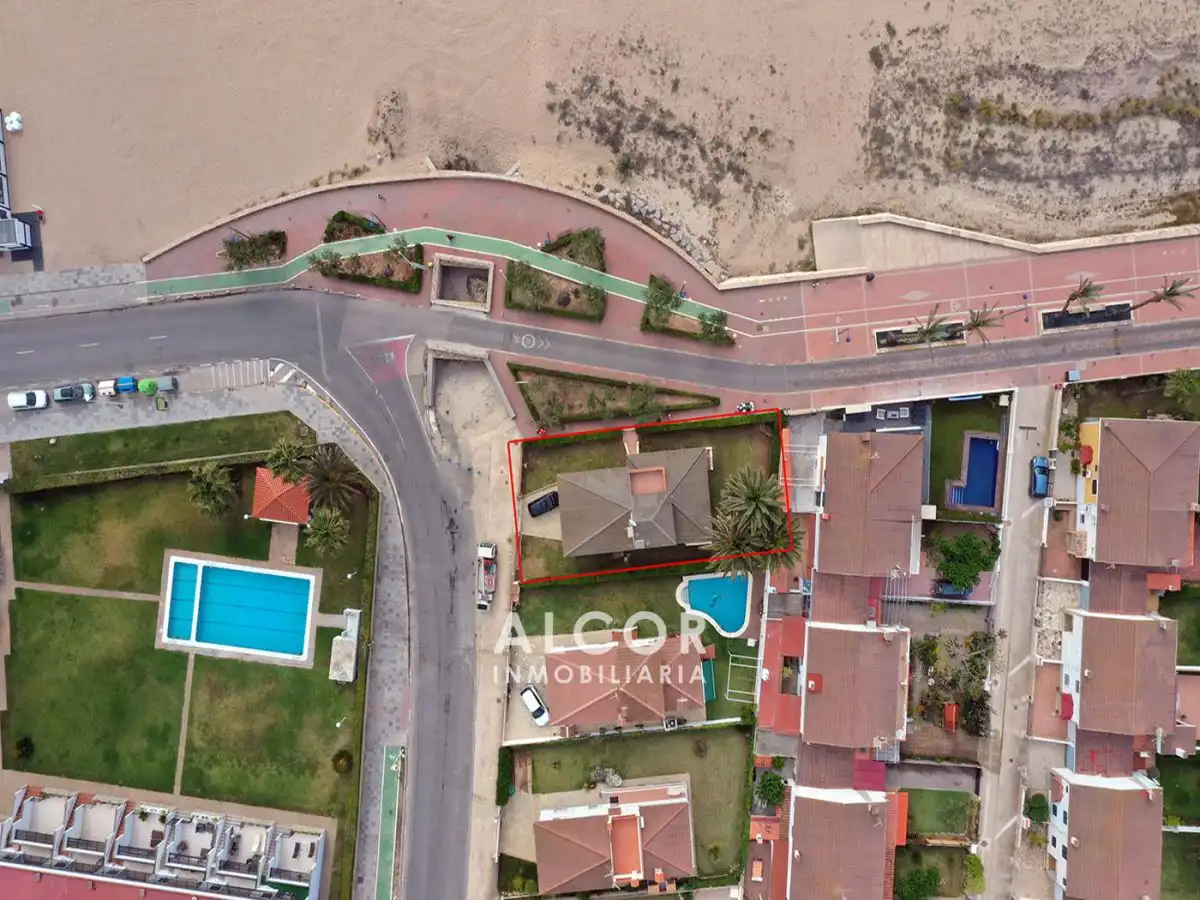 Houses for sale in Peñíscola / Peníscola  with Air Conditioner, Heating and Private garden