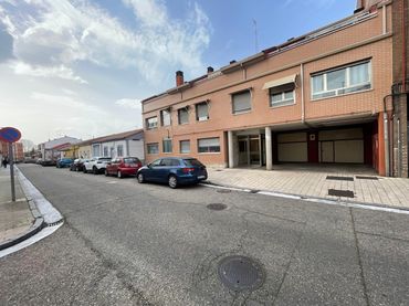 Individual amb ascensor en venda a Calle Golondrina