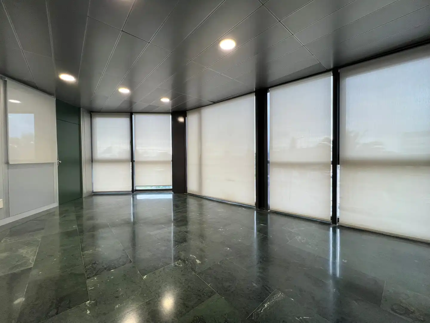 Locale commerciale in affitto a Nord, imagen 13