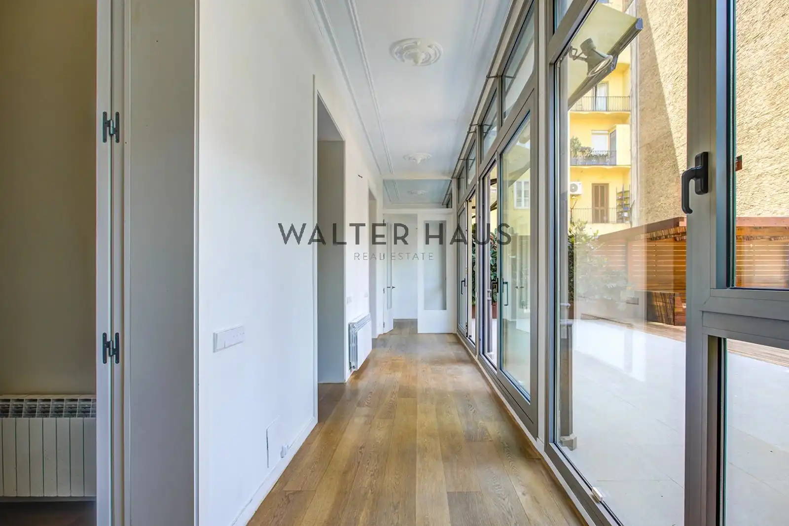 Piso en venta en Barcelona con Aire acondicionado, Terraza y Horno