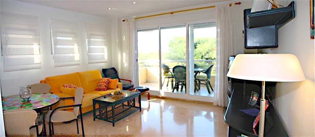 Sala d'estar de Dúplex en venda en Oliva amb Aire condicionat