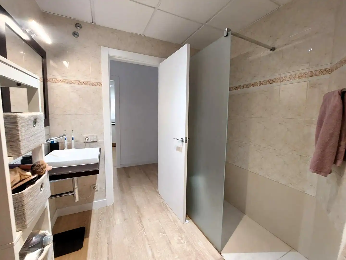 Bany de Pis en venda en Olesa de Montserrat amb Aire condicionat i Calefacció