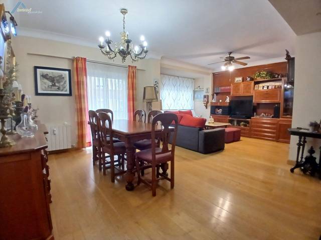 Piso en Venta en Calle Calle de Pedro María Ric, 32 en Paseo Constitución - Las Damas