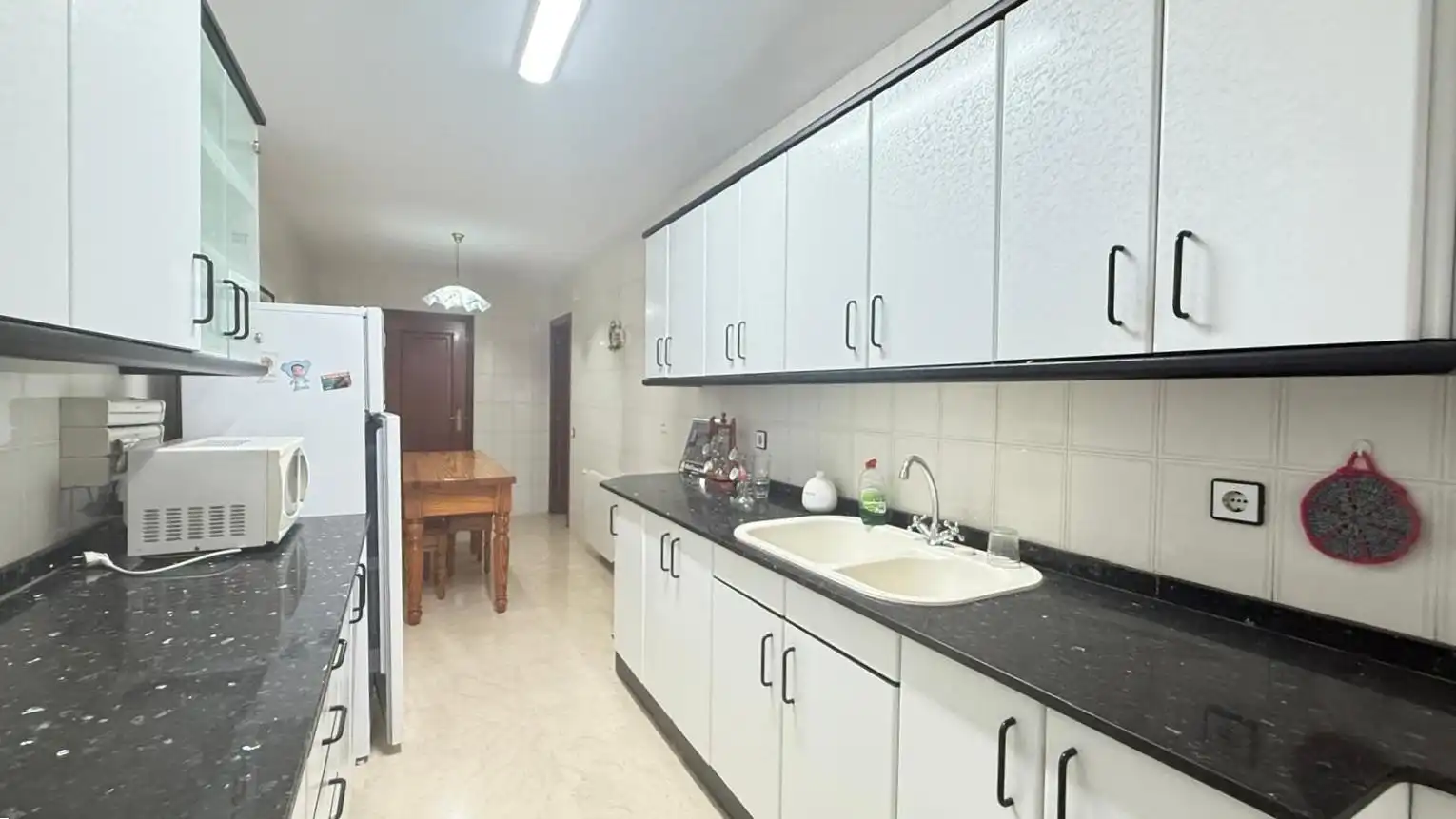 Cuina de Pis en venda en Badalona amb Aire condicionat, Calefacció i Terrassa