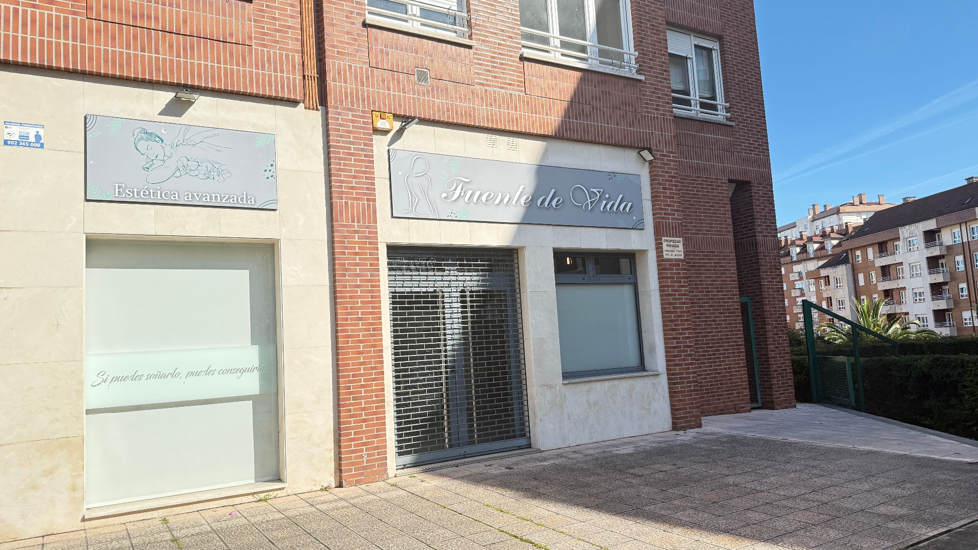 Vista exterior de Local de lloguer en Gijón 
