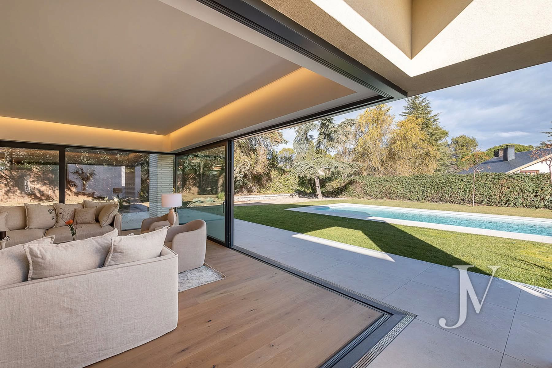 Terraza de Casa o chalet en venta en Boadilla del Monte con Aire acondicionado, Calefacción y Jardín privado