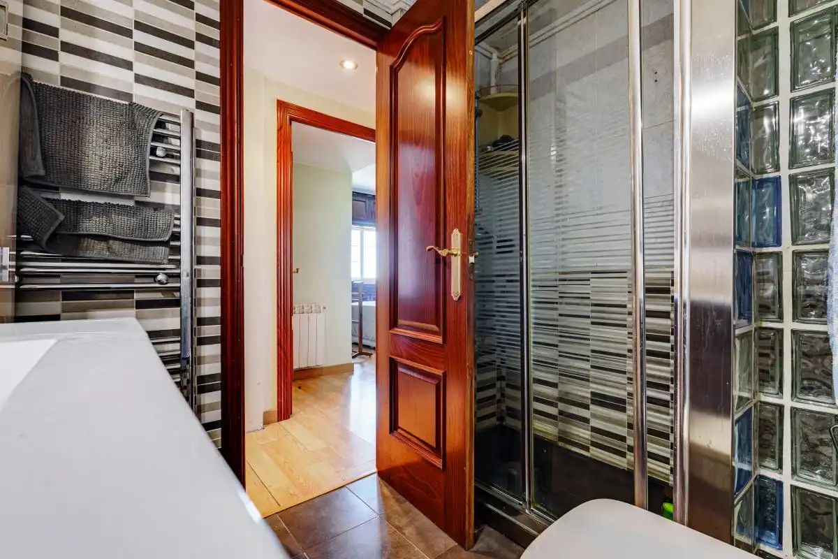 Baño de Piso en venta en Madrid con Aire acondicionado, Calefacción y Terraza
