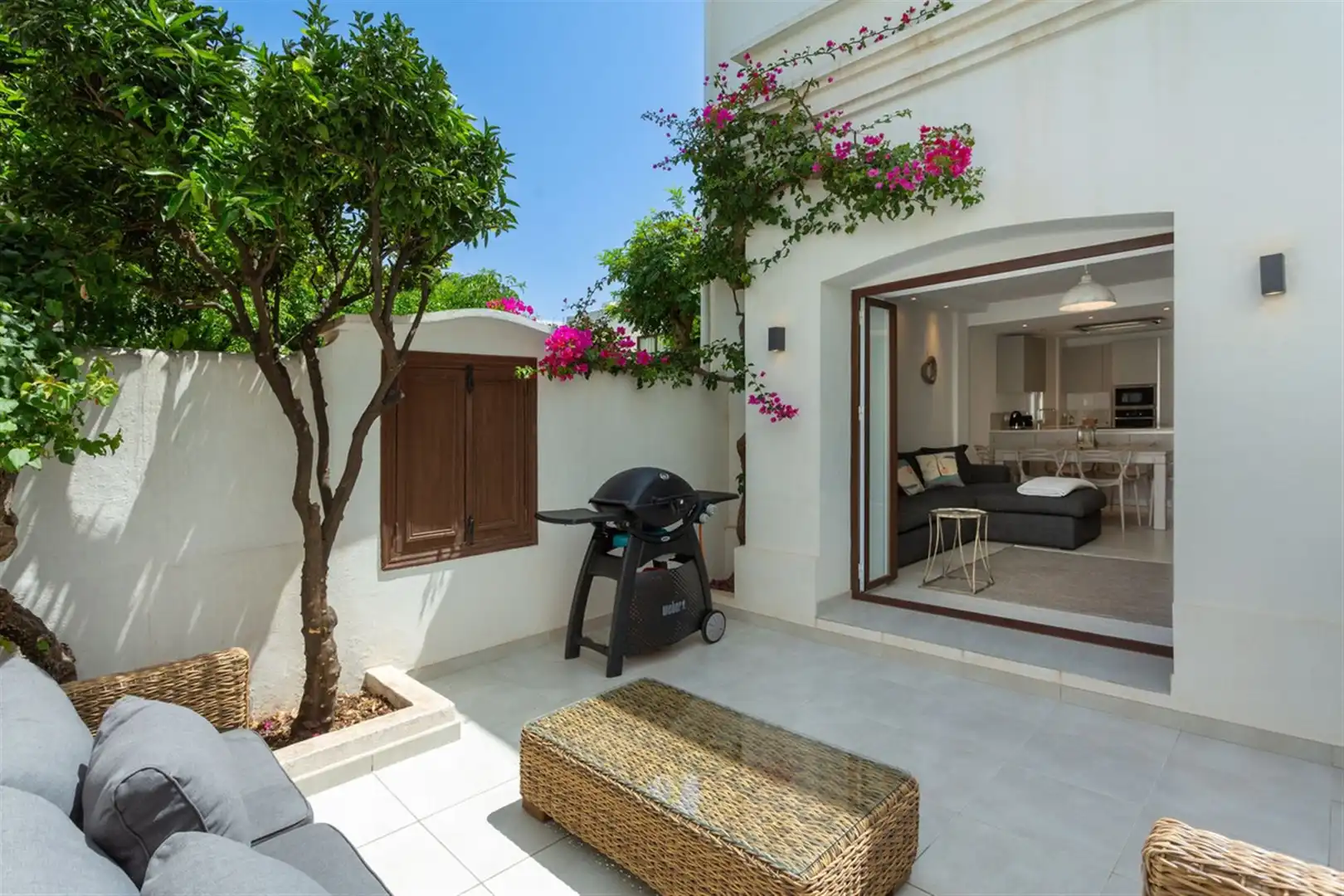 Terrassa de Casa adosada en venda en Estepona amb Aire condicionat, Jardí privat i Internet