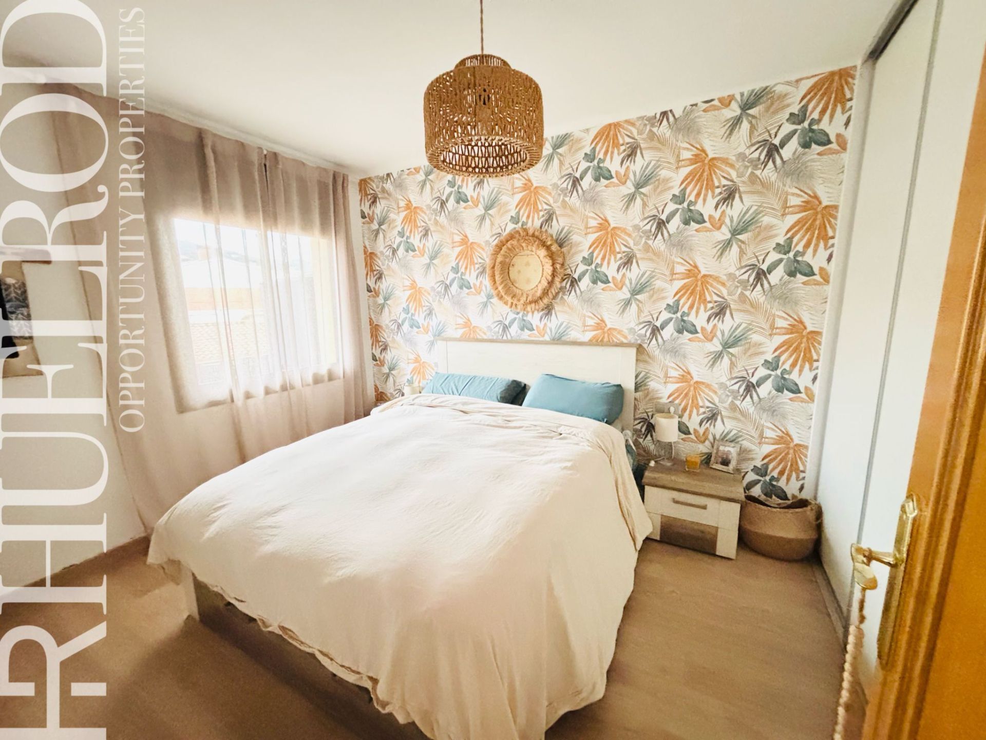 Bedroom of Flat for sale in Premià de Dalt  with Air Conditioner, Heating and Parquet flooring