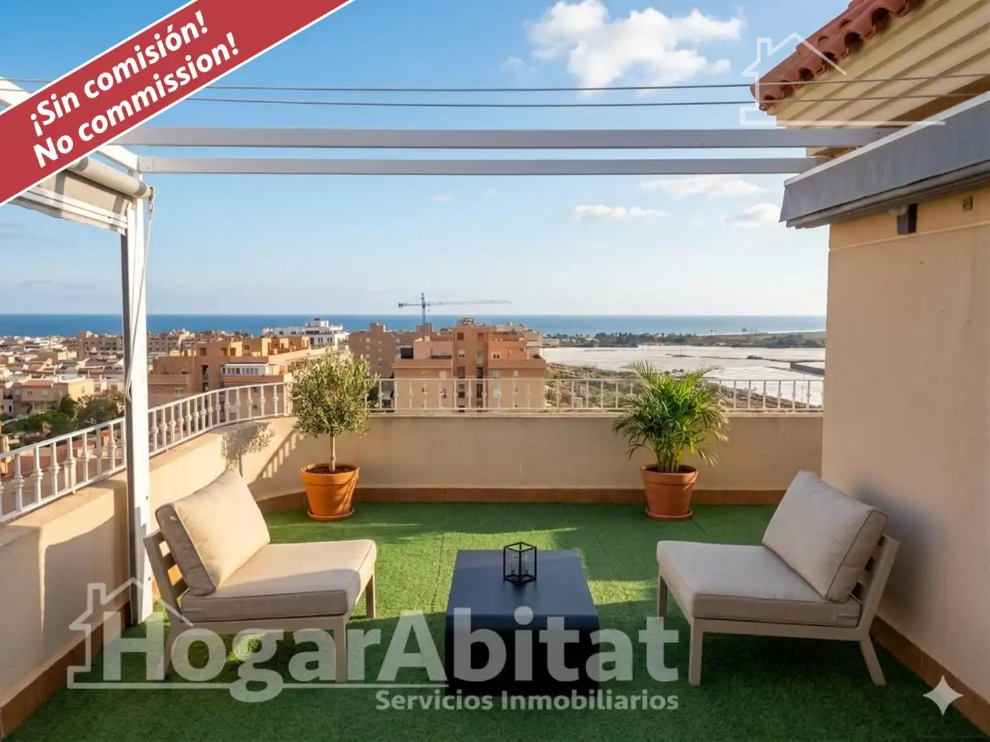 Terrasse von Dachboden zum Verkauf in Roquetas de Mar mit Klimaanlage, Privatgarten und Terrasse