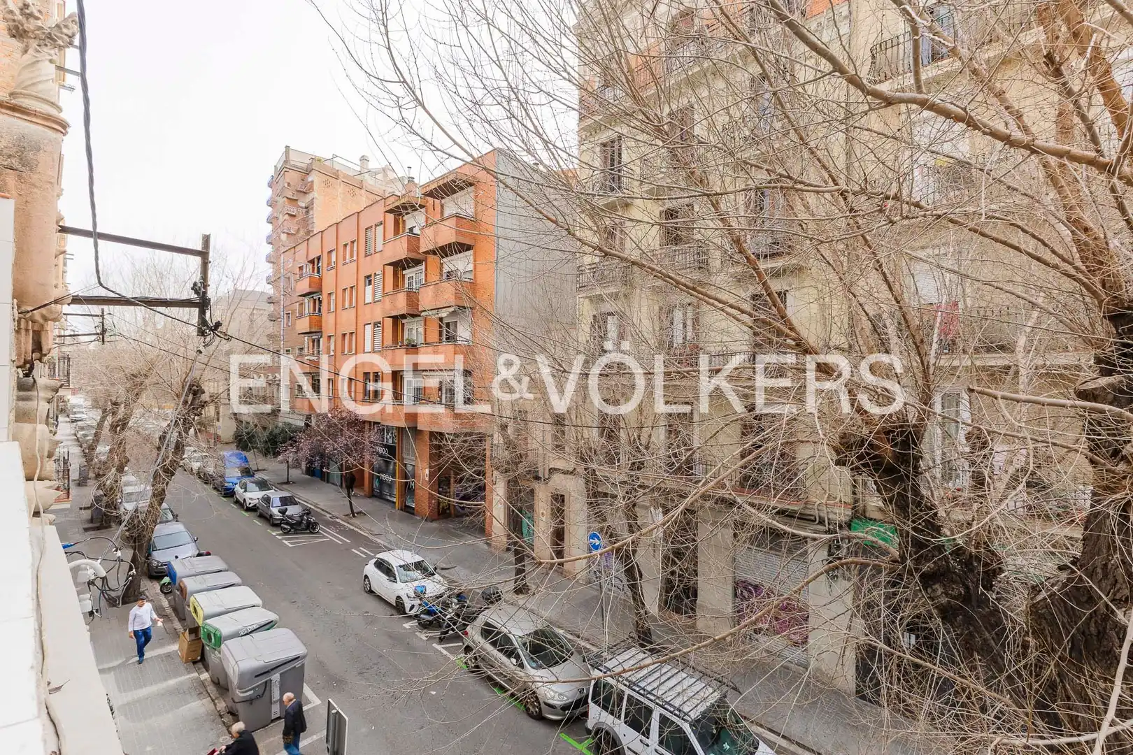 Vista exterior de Casa o xalet en venda en Barcelona amb Aire condicionat, Calefacció i Terrassa