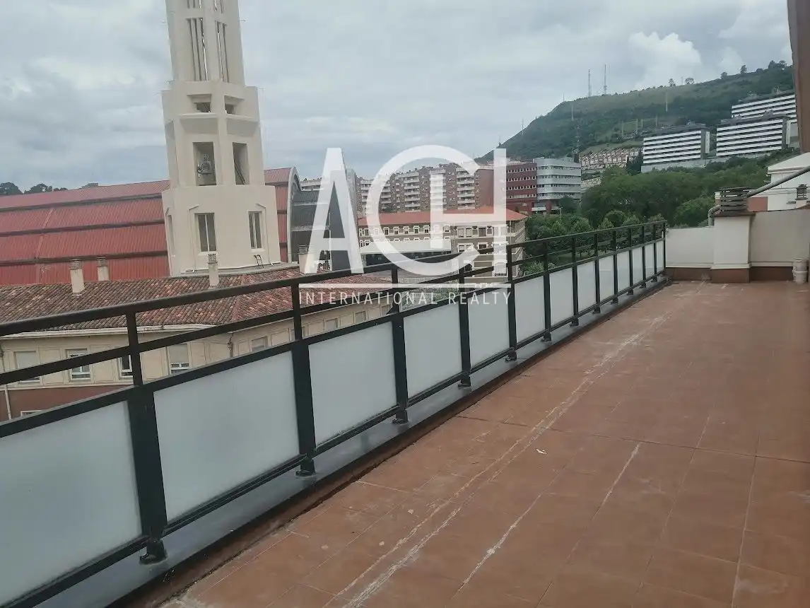 Flat for rent in CALLE JULIO URQUIJO, San Pedro de Deusto - La Ribera