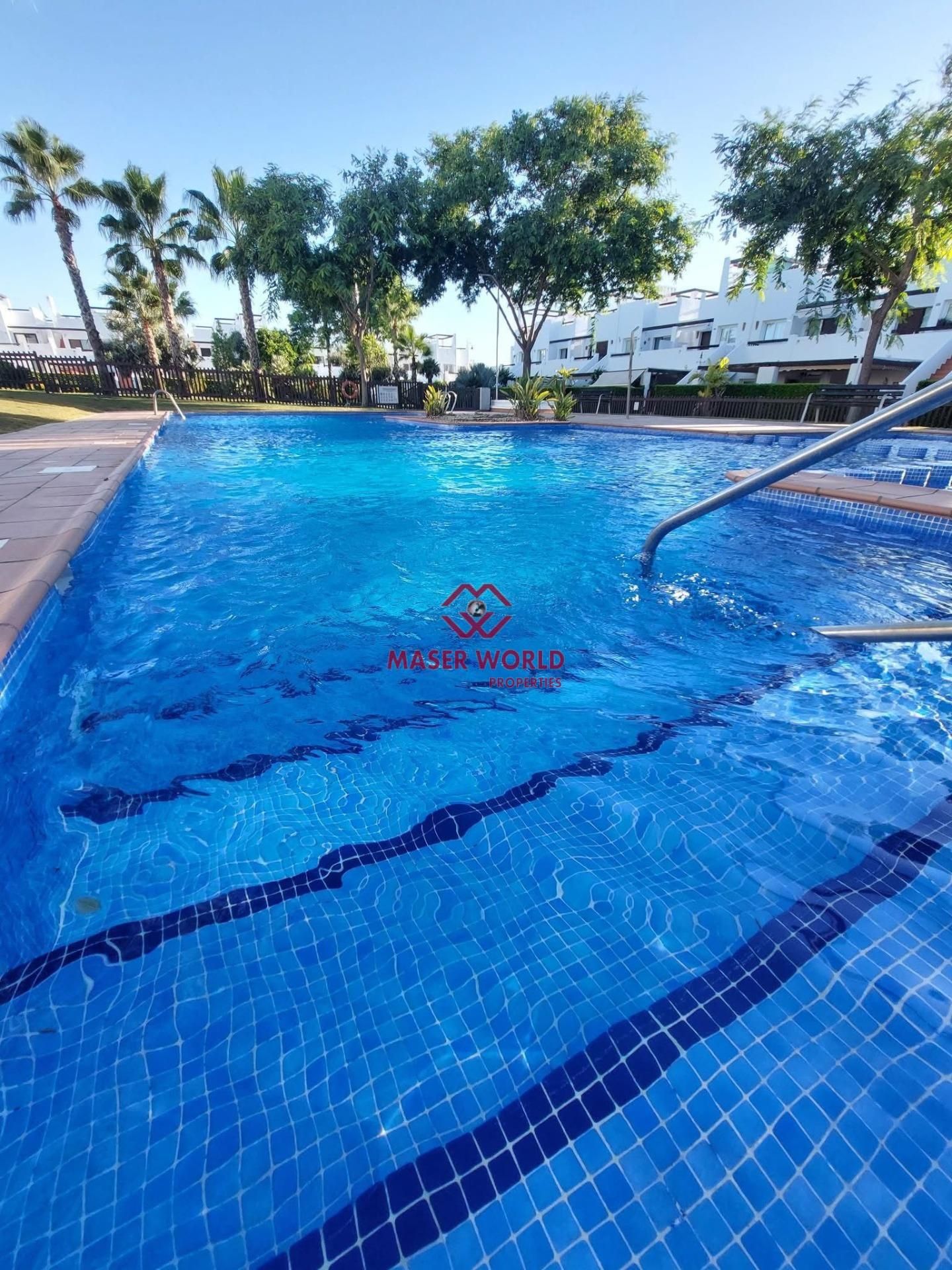 Piscina de Planta baixa en venda en Alhama de Murcia amb Aire condicionat, Jardí privat i Terrassa