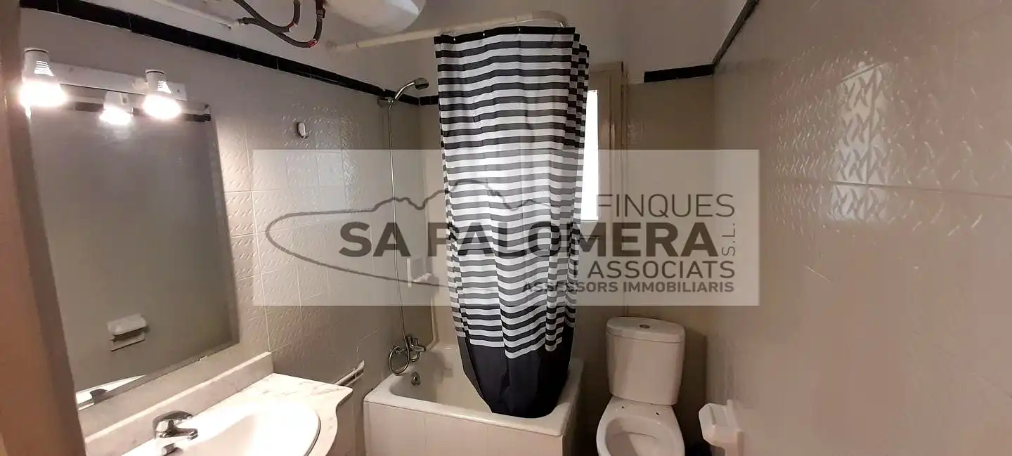 Bathroom of Houses for sale in Blanes  with Heating, Private garden and Parquet flooring