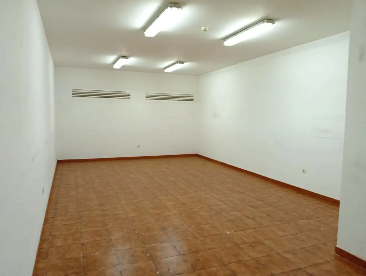 Local comercial en venda a Calle Francisco de Paula Jovellanos, imagen 13