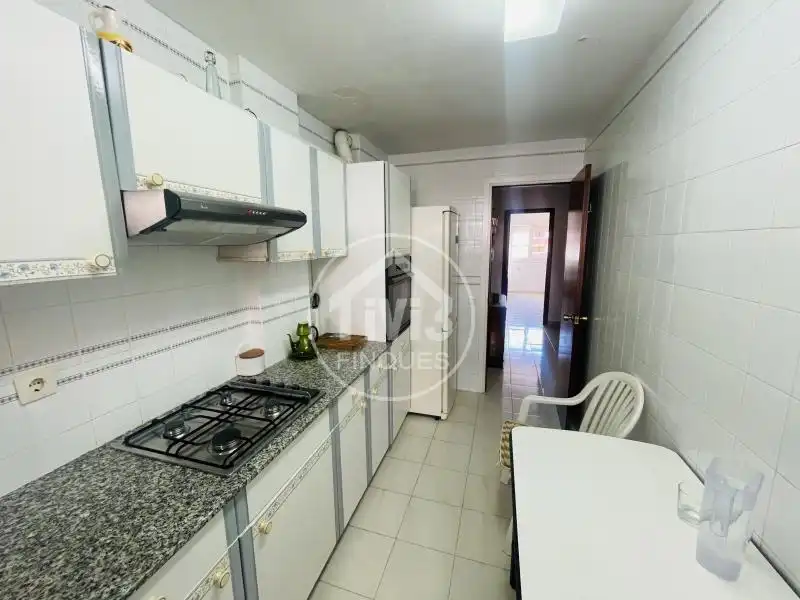 Küche von Wohnung zum Verkauf in Sant Joan Despí mit Heizung, Terrasse und Möbliert