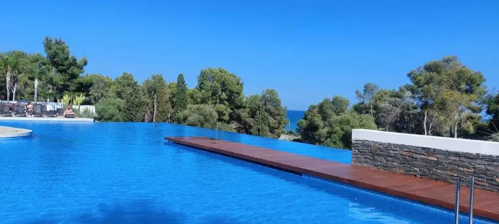 Piscina de Dúplex en venda en Sant Pere de Ribes amb Aire condicionat, Calefacció i Jardí privat