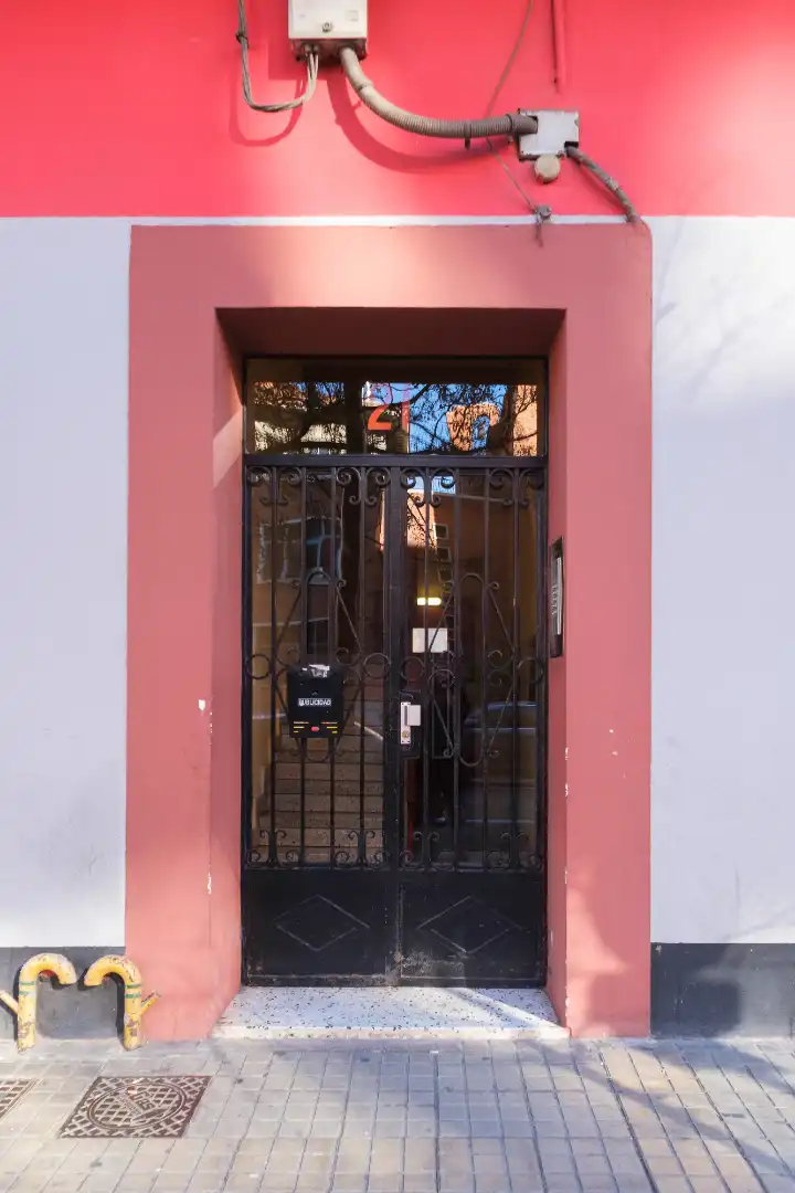 Flat for rent in Calle de la Duquesa de Villahermosa, Ciudad Jardín - Parque Roma