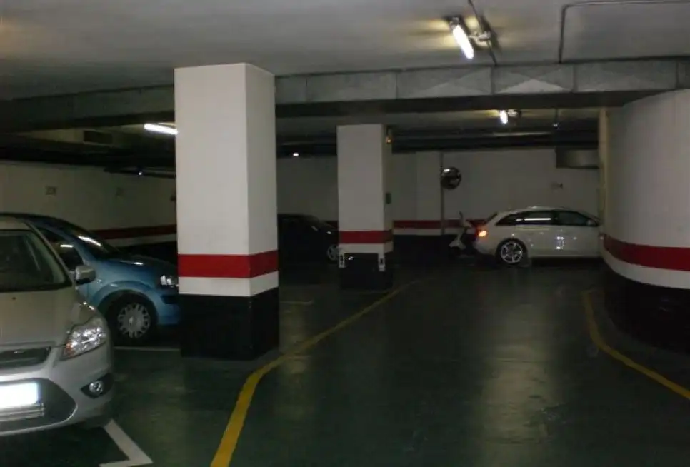 Parking of Garage for rent in Barcelona