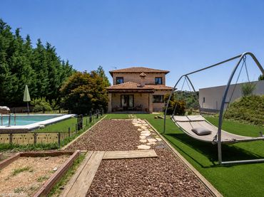 Villa avec piscine à vendre à Cerro Alarcón