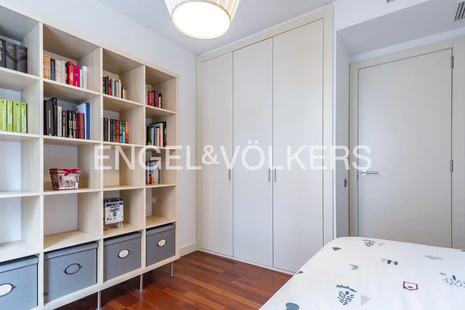 Habitación de Piso en venta en Sant Cugat del Vallès con Aire acondicionado, Calefacción y Jardín privado