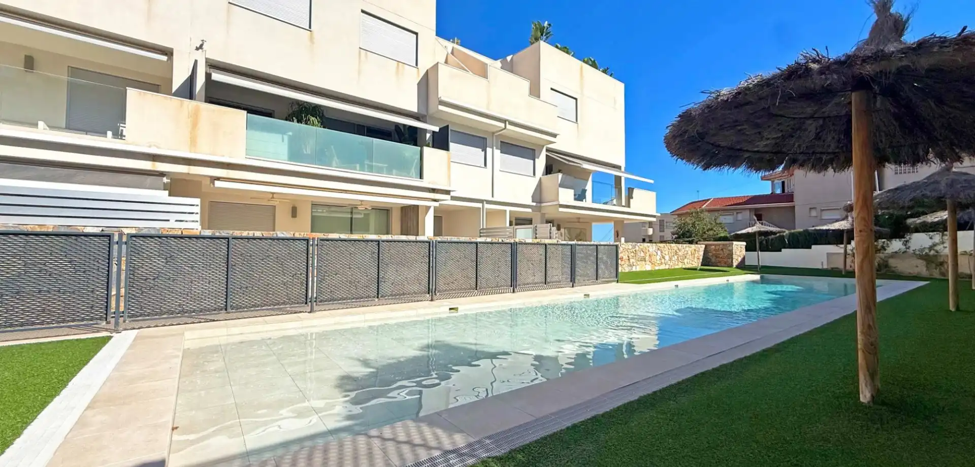 Piscina de Pis en venda en Cartagena amb Aire condicionat, Piscina i Moblat