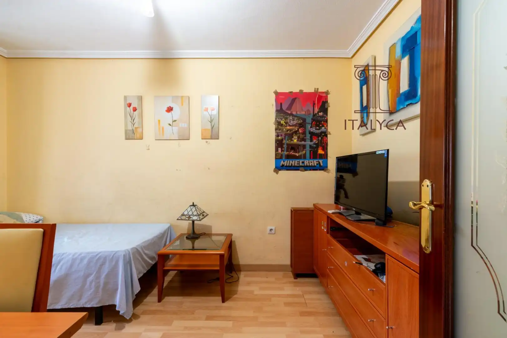 Habitación de Casa adosada en venta en Tomares con Aire acondicionado, Terraza y Trastero
