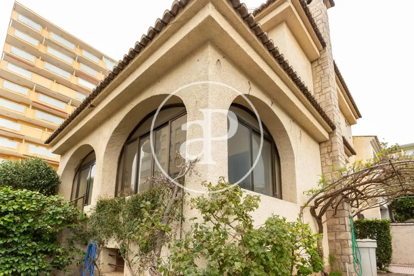 Vista exterior de Casa o xalet en venda en Sueca amb Aire condicionat, Calefacció i Jardí privat