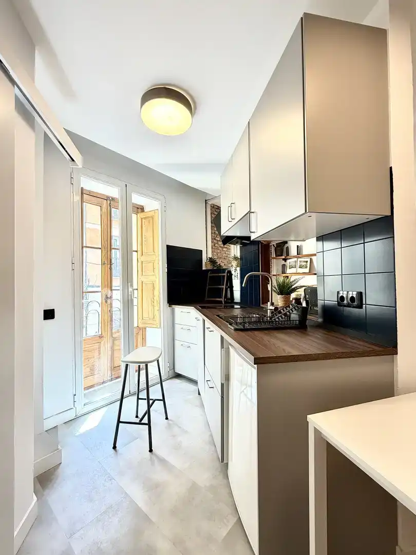 Kitchen of Study for rent in  Madrid Capital  with Air Conditioner and Balcony