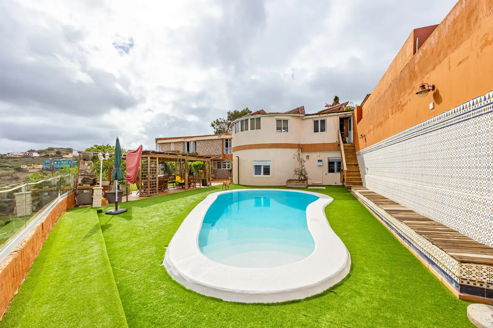 Swimming pool of Houses for sale in Santa Brígida  with Private garden, Terrace and Storage room