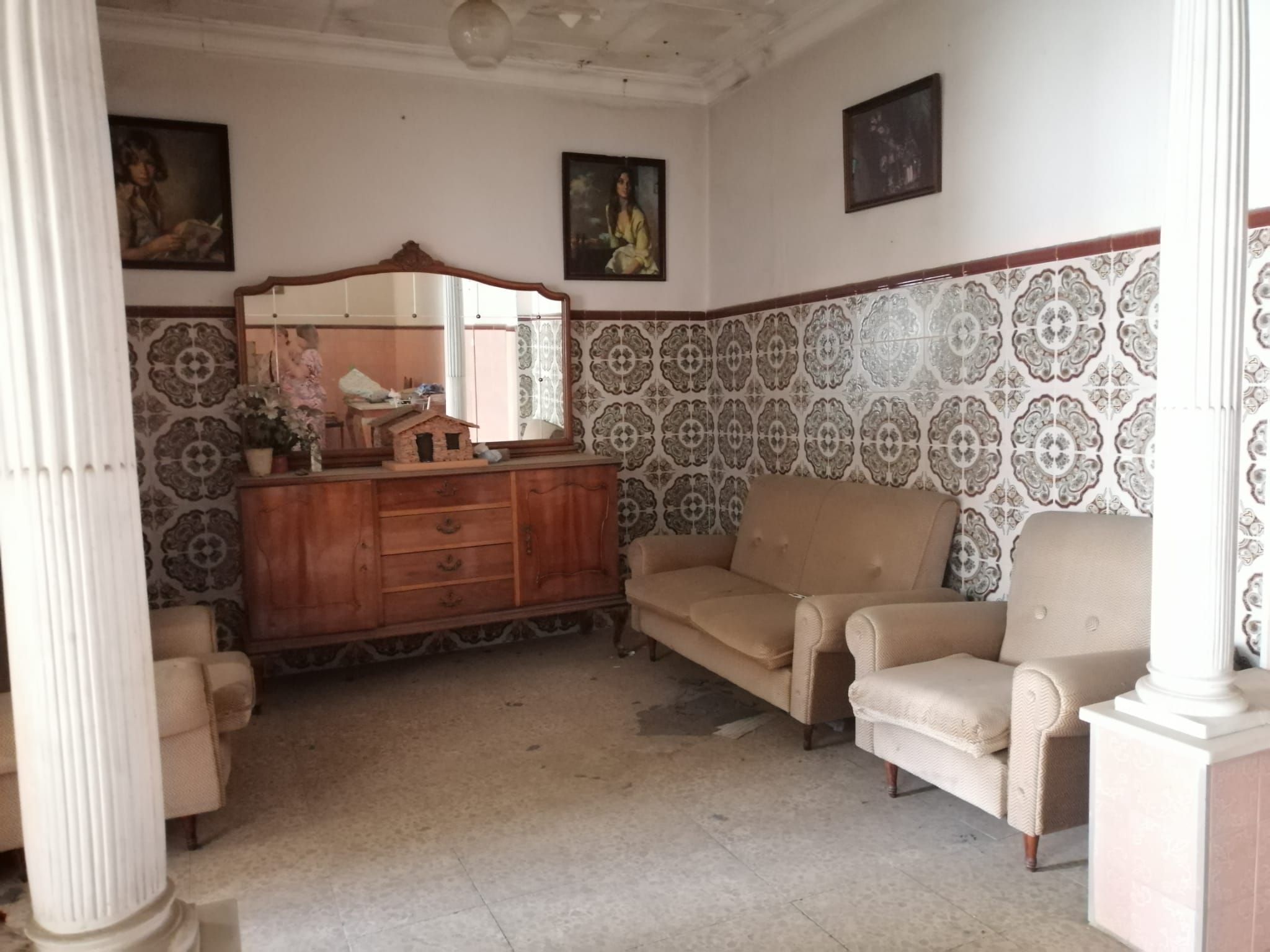 Living room of House or chalet for sale in Valverde del Camino  with Terrace, Storage room and Furnished