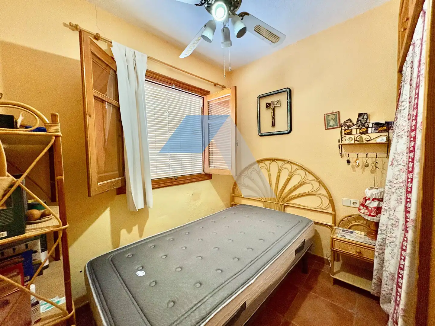 Dormitori de Casa o xalet en venda en Mutxamel amb Jardí privat