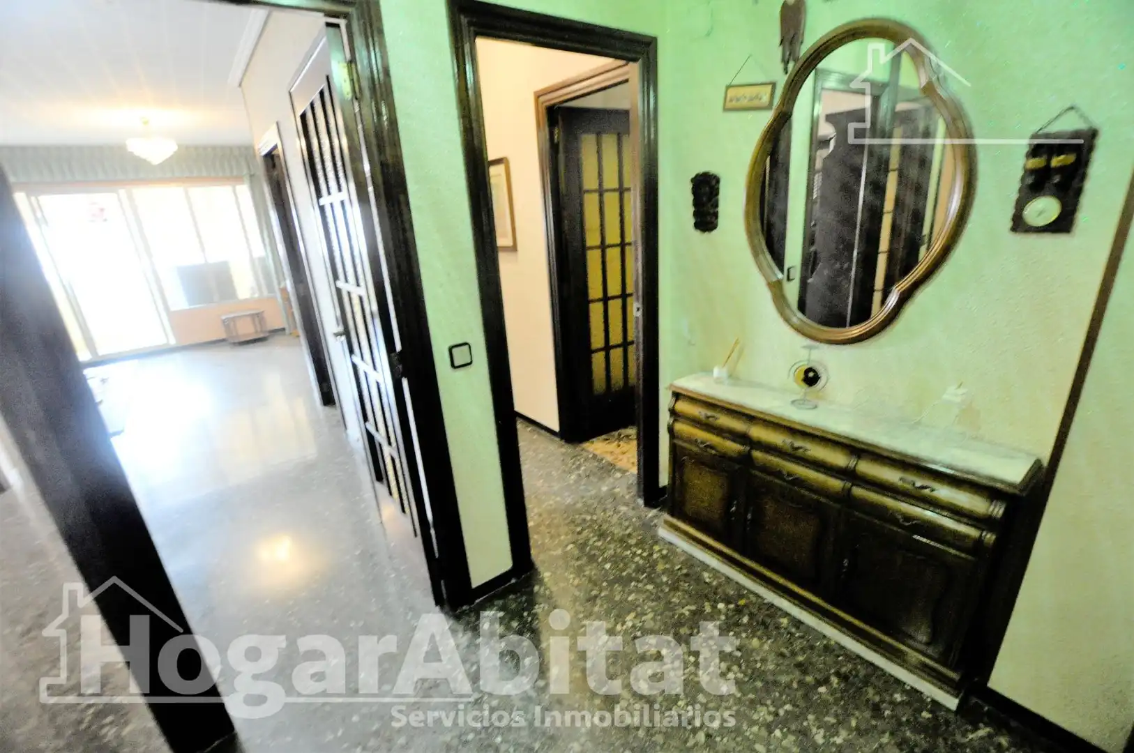Piso en venta en Valencia con Balcón
