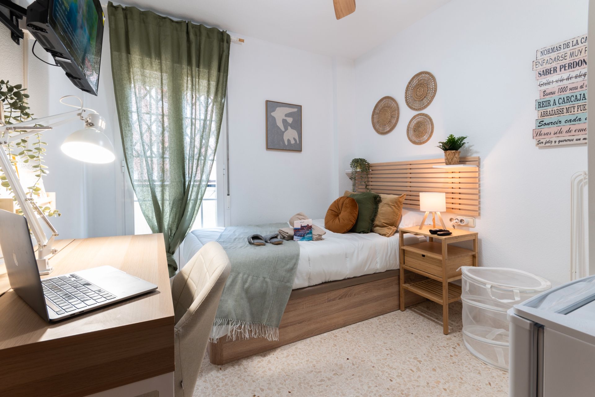 Bedroom of Flat to share in  Córdoba Capital  with Air Conditioner, Heating and Parquet flooring
