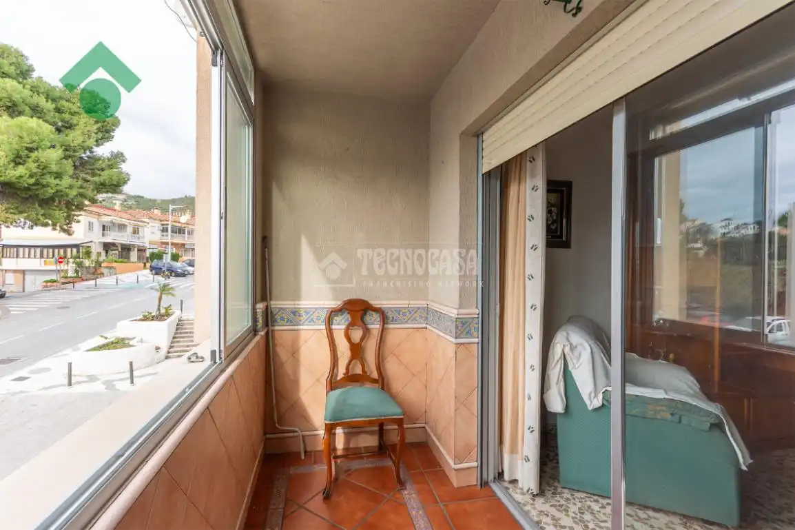 Schlafzimmer von Wohnung zum Verkauf in Almuñécar mit Möbliert und Balkon