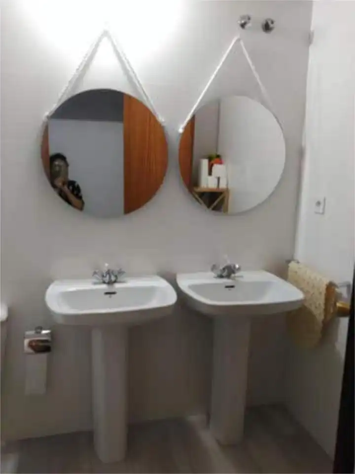 Baño de Piso de alquiler en Sevilla con Amueblado y Piscina comunitaria