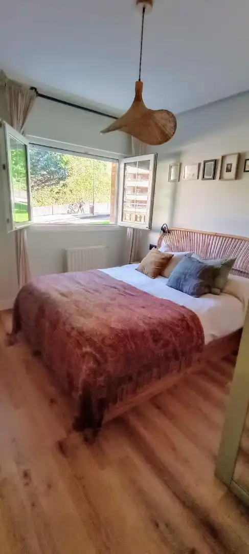 Bedroom of Apartments for rent in Castro-Urdiales  with Furnished