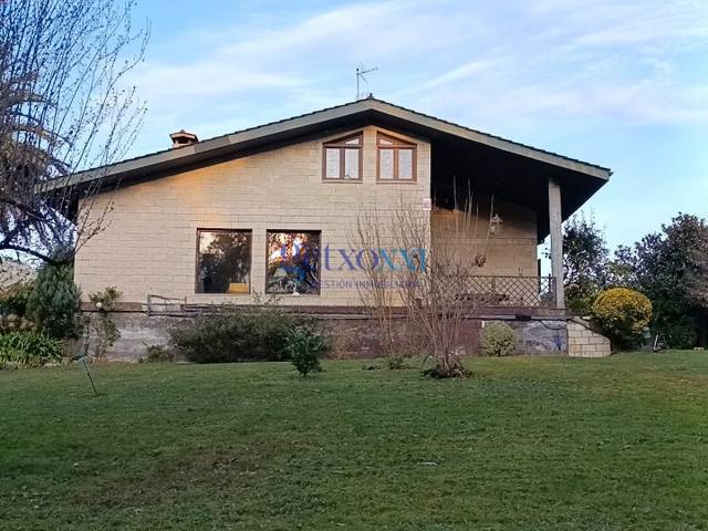 Casa-chalet en Venta en Maruri-Jatabe