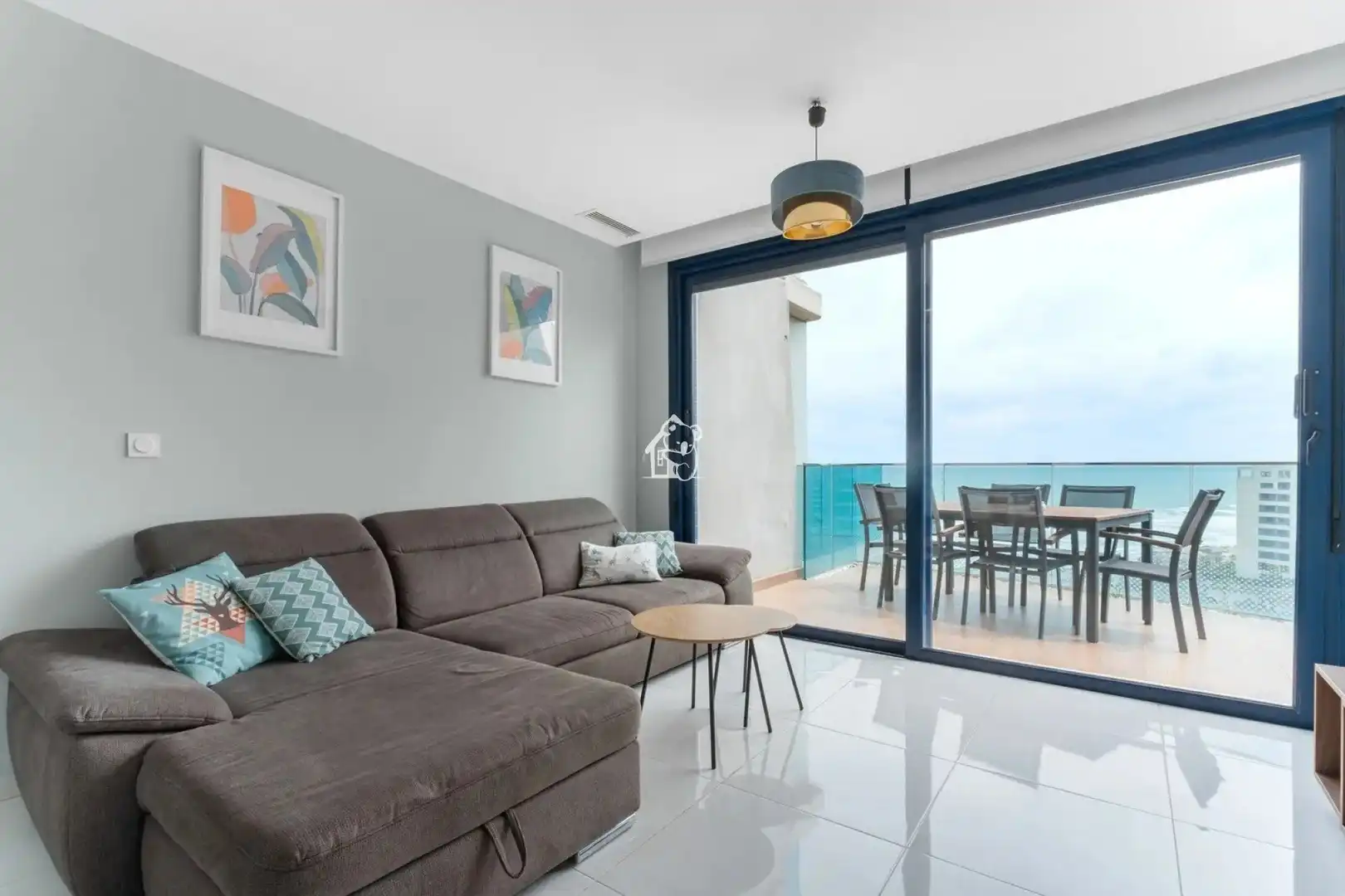 Sala de estar de Ático en venta en Torrevieja con Aire acondicionado, Terraza y Piscina