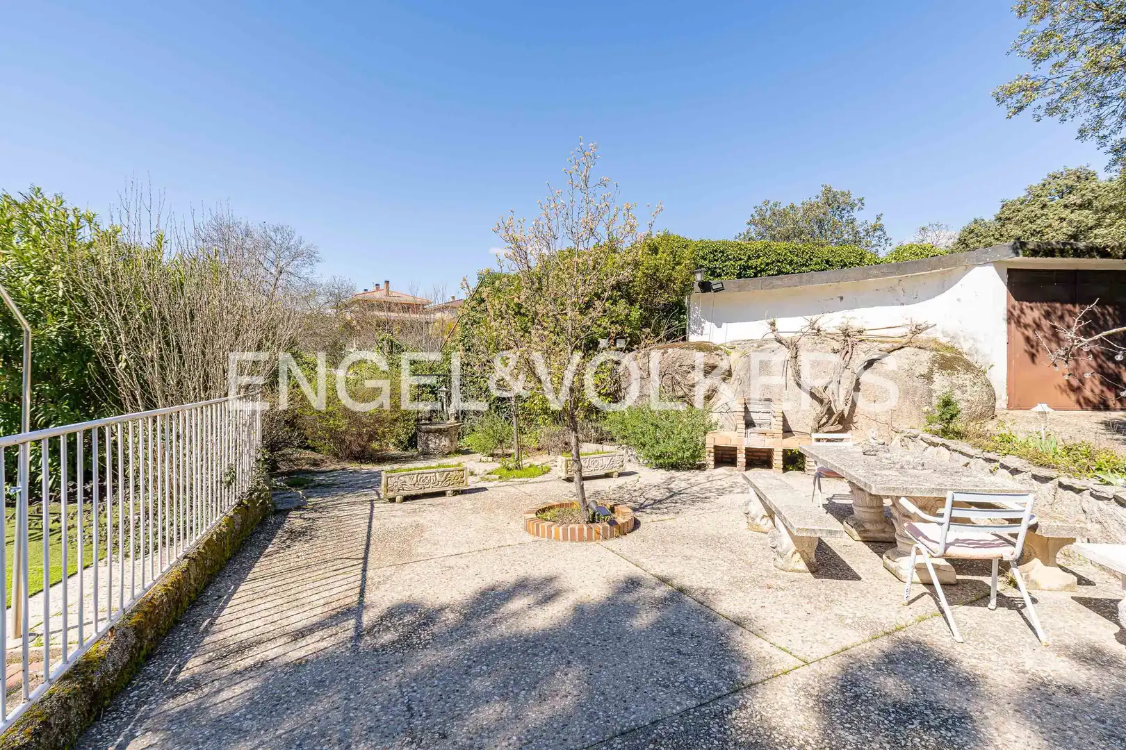 Terraza de Casa o chalet en venta en Torrelodones con Calefacción, Jardín privado y Terraza