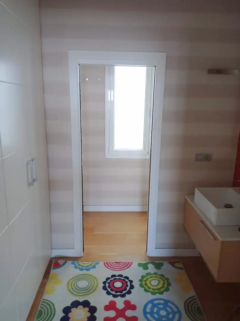 Habitación de Piso en venta en Bilbao  con Calefacción y Amueblado